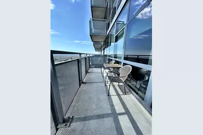 235 W Van Buren Street #4207, Chicago, IL 60607 - Photo 9