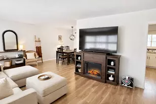 6418 Bradley Dr, Woodridge, IL 60517 - Photo 3