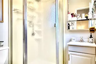 6418 Bradley Dr, Woodridge, IL 60517 - Photo 29