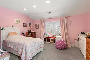 4910 W Catalpa Ave, Chicago, IL 60630 - Photo 11