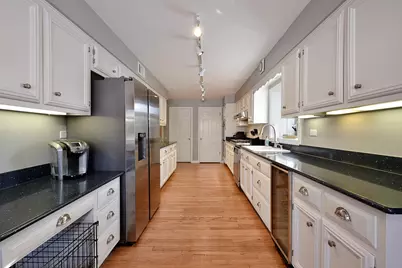 1620 Pheasant Trail, Inverness, IL 60067 - Photo 7