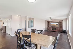 984 Richard Brown Blvd, Volo, IL 60073 - Photo 9