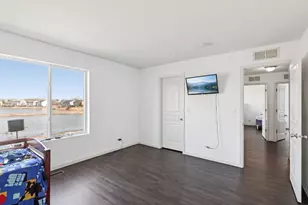 984 Richard Brown Blvd, Volo, IL 60073 - Photo 33