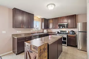 984 Richard Brown Blvd, Volo, IL 60073 - Photo 3