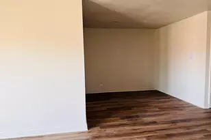 575 Greystone Ln, Wheeling, IL 60090 - Photo 11