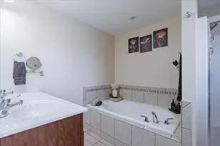 2511 Grey Fox Trail, Bloomington, IL 61705 - Photo 19