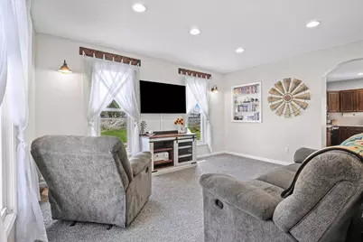 107 E Washington Street, Orangeville, IL 61729 - Photo 9