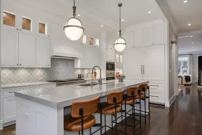 2047 N Bissell Street, Chicago, IL 60614 - Photo 9