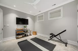 2047 N Bissell St, Chicago, IL 60614 - Photo 35