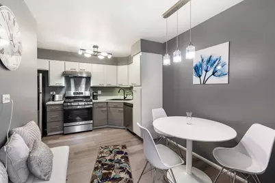 150 Lake Boulevard #120, Buffalo Grove, IL 60089 - Photo 3