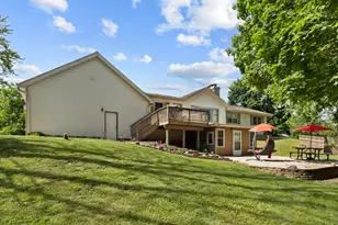 703 Crestview Dr, Ingleside, IL 60041 - Photo 31
