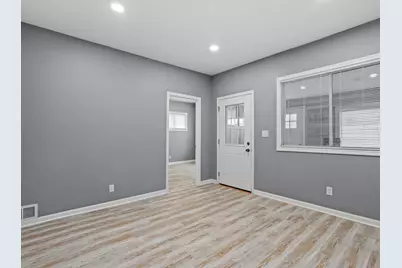 319 156th Place, Calumet City, IL 60409 - Photo 5