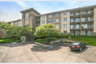 480 E Montrose Avenue #203, Wood Dale, IL 60191 - Photo 1