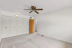 [Address not provided], Arlington Heights, IL 60004 - Photo 15