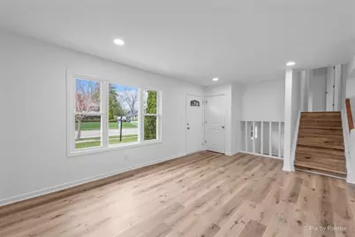 [Address not provided], Crystal Lake, IL 60014 - Photo 3