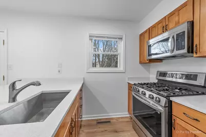 [Address not provided], Crystal Lake, IL 60014 - Photo 9