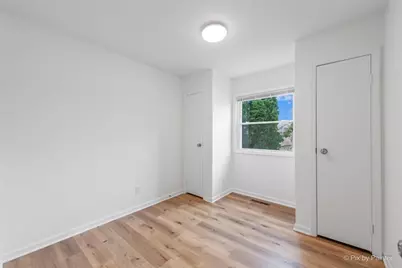 [Address not provided], Crystal Lake, IL 60014 - Photo 17