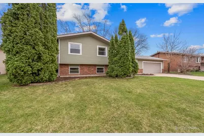 [Address not provided], Crystal Lake, IL 60014 - Photo 29