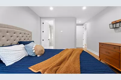 5004 W Argyle Street, Chicago, IL 60630 - Photo 57