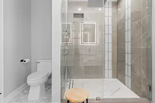 5004 W Argyle St, Chicago, IL 60630 - Photo 39