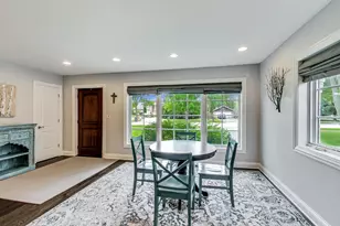 2824 Central Rd, Glenview, IL 60025 - Photo 13