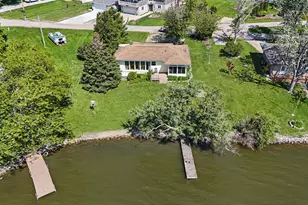 730 Bayshore Dr, Loda, IL 60948 - Photo 3