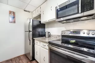 3222 Sanders Rd, Northbrook, IL 60062 - Photo 5