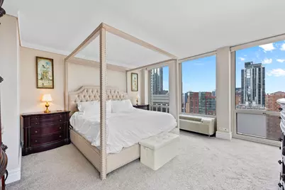 111 E Chestnut Street #30A, Chicago, IL 60611 - Photo 11