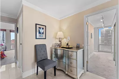 111 E Chestnut Street #30A, Chicago, IL 60611 - Photo 15