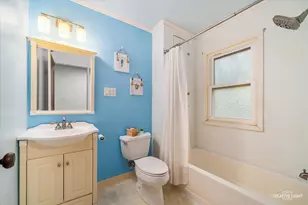 644 Columbia Ave, Elgin, IL 60120 - Photo 13