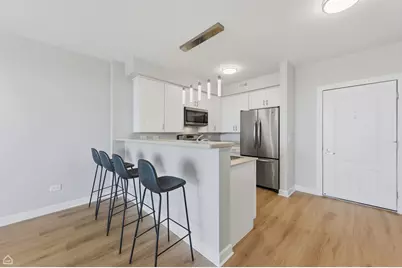 8400 Callie Avenue #408, Morton Grove, IL 60053 - Photo 7