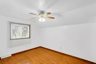 3317 E Buried Oak Dr, Crete, IL 60417 - Photo 21