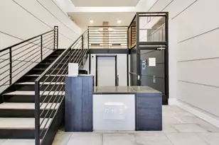 520 W Huron St, Chicago, IL 60654 - Photo 23