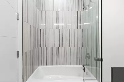 159 W North Avenue #207, Chicago, IL 60610 - Photo 11