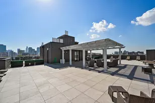 159 W North Ave, Chicago, IL 60610 - Photo 17