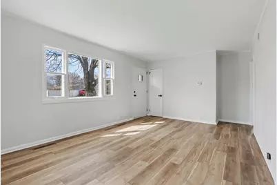 912 N Midland Avenue, Joliet, IL 60435 - Photo 5