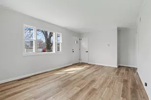 912 N Midland Ave, Joliet, IL 60435 - Photo 5