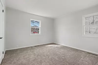 912 N Midland Avenue, Joliet, IL 60435 - Photo 11