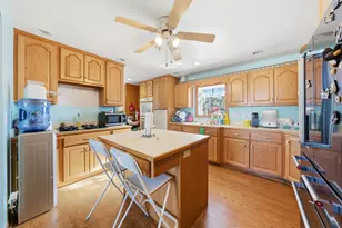 8325 Laporte Ave, Burbank, IL 60459 - Photo 9