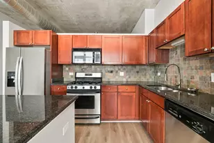 1000 N Kingsbury St, Chicago, IL 60610 - Photo 5