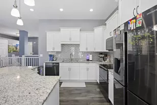 6444 Sunnybrook Ln, Machesney Park, IL 61115 - Photo 13