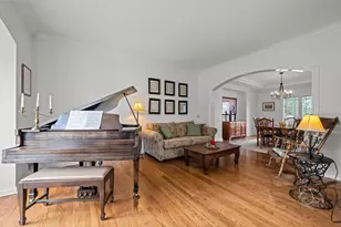 23 Marsh Ln, Batavia, IL 60510 - Photo 5