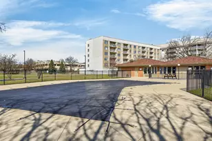 2000 St Regis Dr, Lombard, IL 60148 - Photo 25