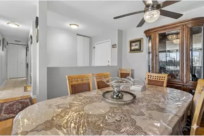2000 Saint Regis Drive #2B, Lombard, IL 60148 - Photo 7