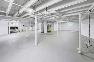 1638 Oakwood Ave, Des Plaines, IL 60016 - Photo 25