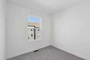 1437 Oakfield Ln, Pingree Grove, IL 60140 - Photo 19