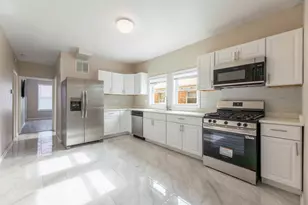 12420 S Emerald Ave, Chicago, IL 60628 - Photo 7