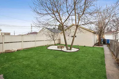 8025 S Mozart Street, Chicago, IL 60652 - Photo 23