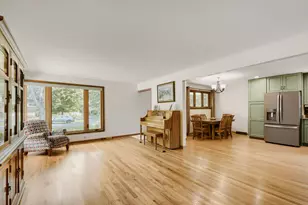600 Willow St, Itasca, IL 60143 - Photo 3