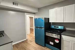 7957 S Maryland Ave, Chicago, IL 60619 - Photo 5